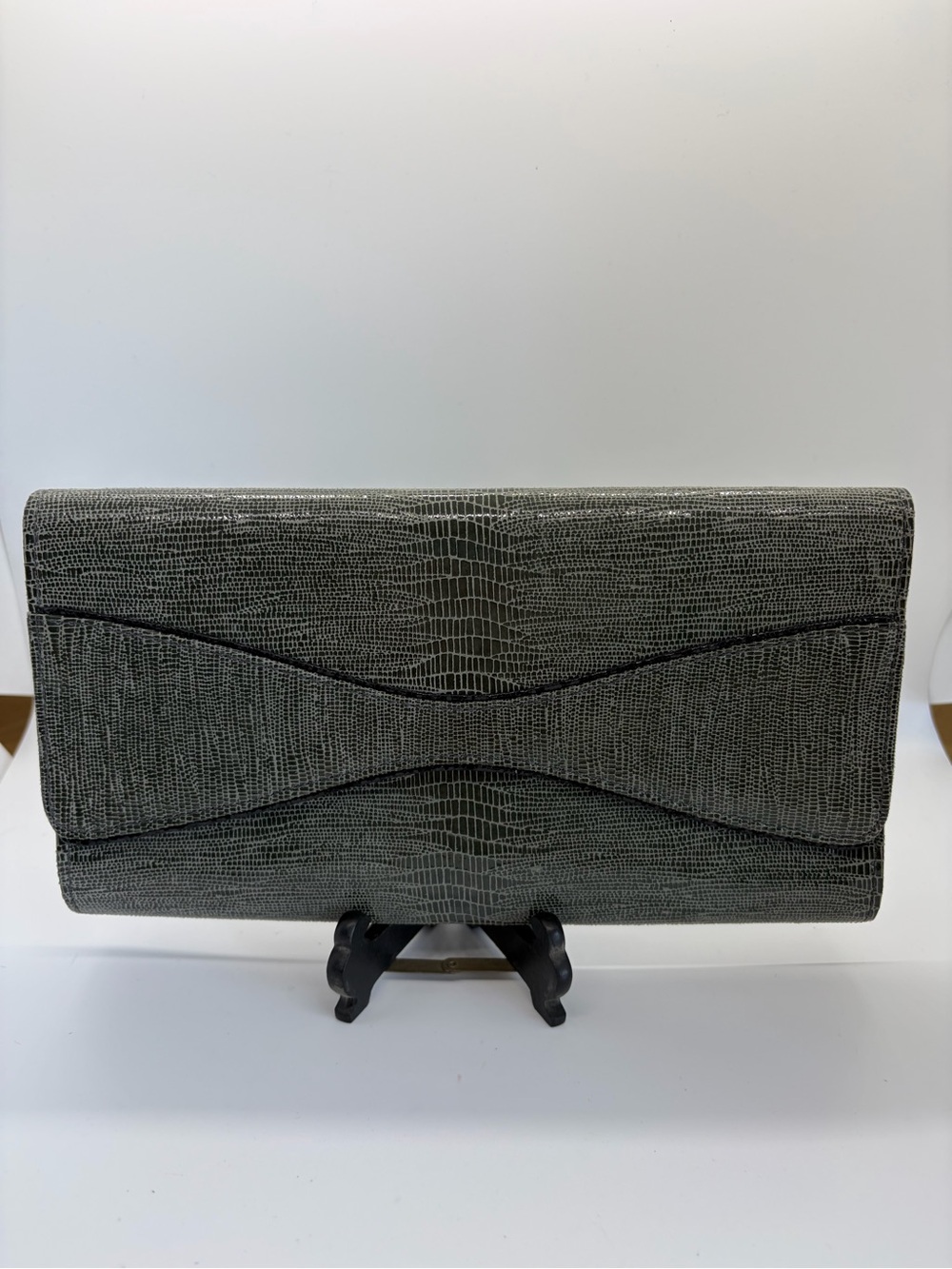 Vintage Lizard Embossed Leather Clutch Purse Bow Front Gray Black Evening Bag